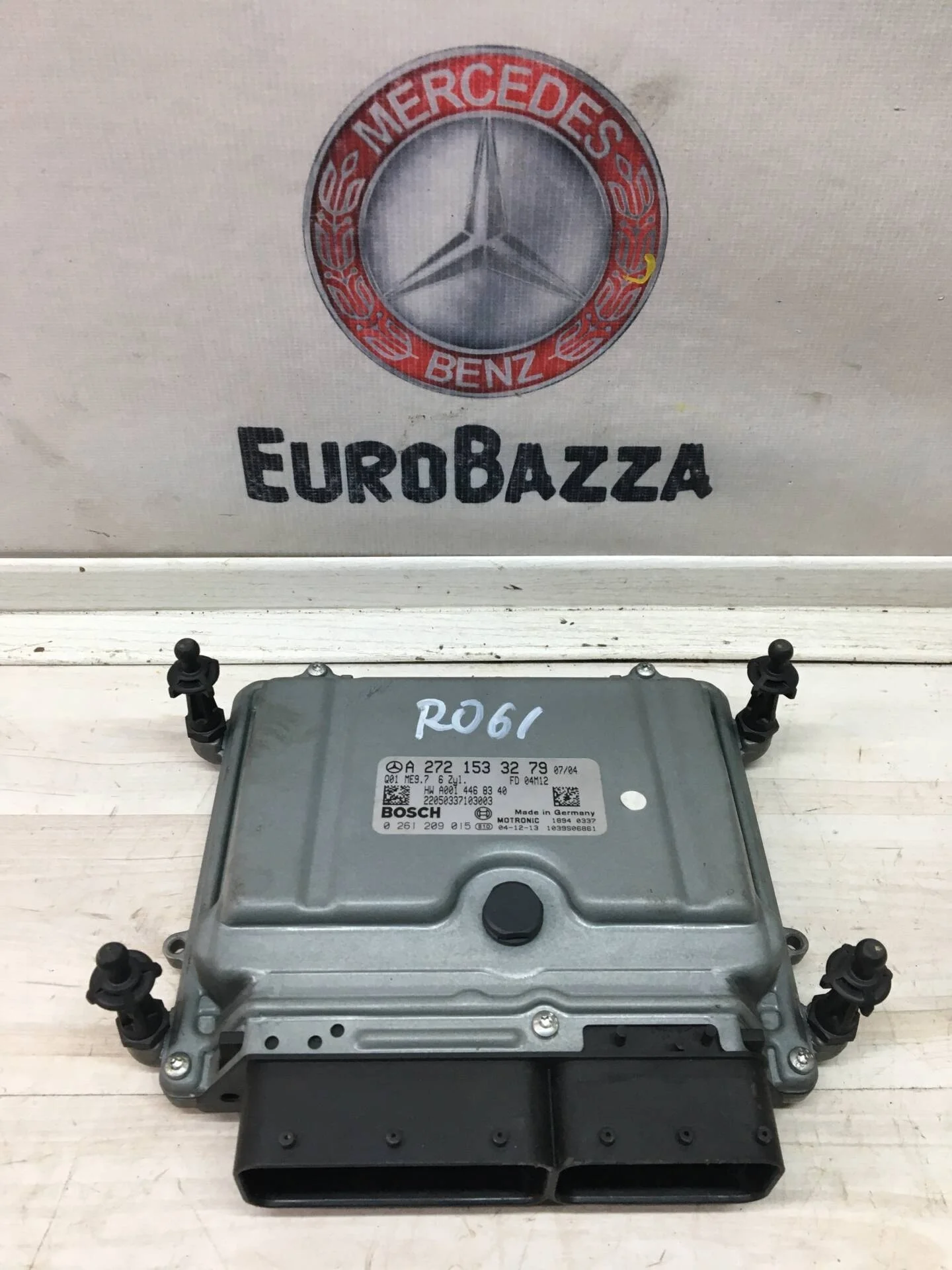 Блок управления двигателем Mercedes M272
