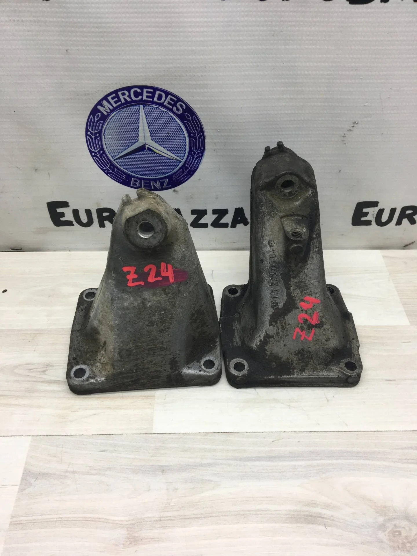 Кронштейн Двигателя Mercedes М111