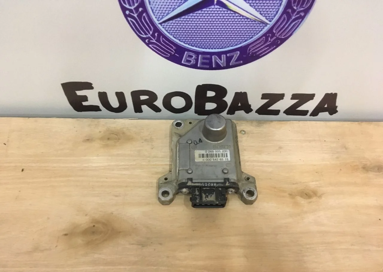 Датчик поперечного ускорения Mercedes W203