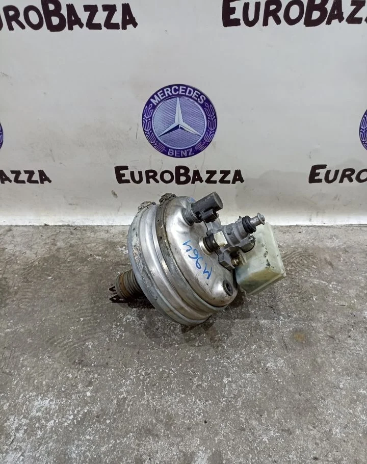 Вакуумный усилитель тормозов Mercedes W220