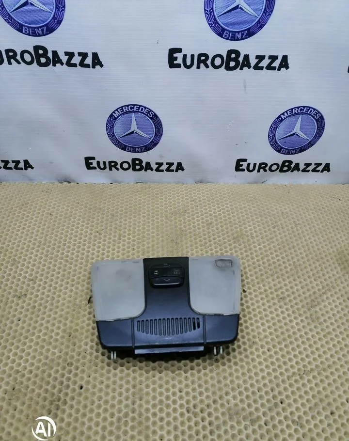 Плафон салонный Mercedes W140