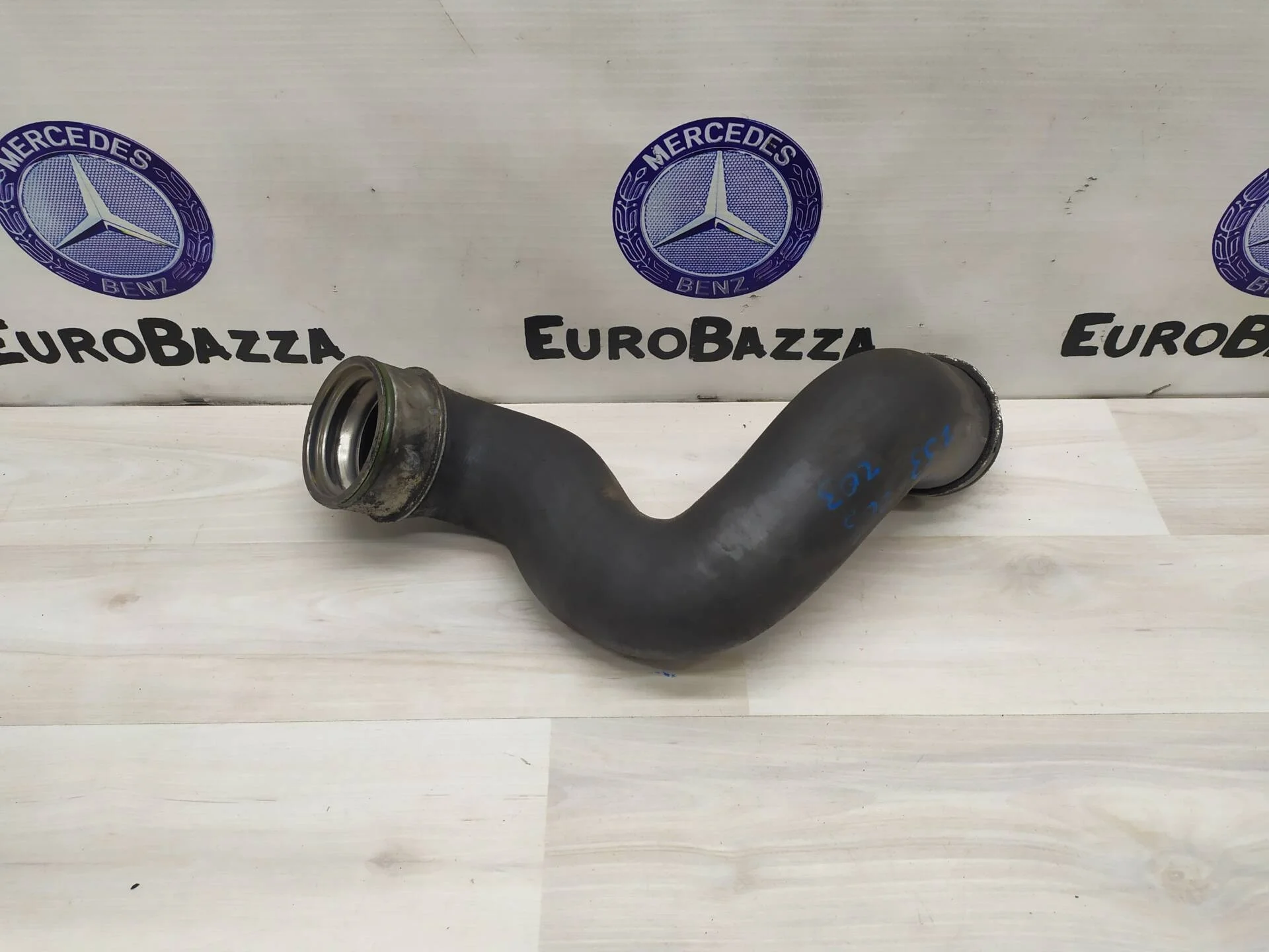 Патрубок интеркулера Mercedes W203
