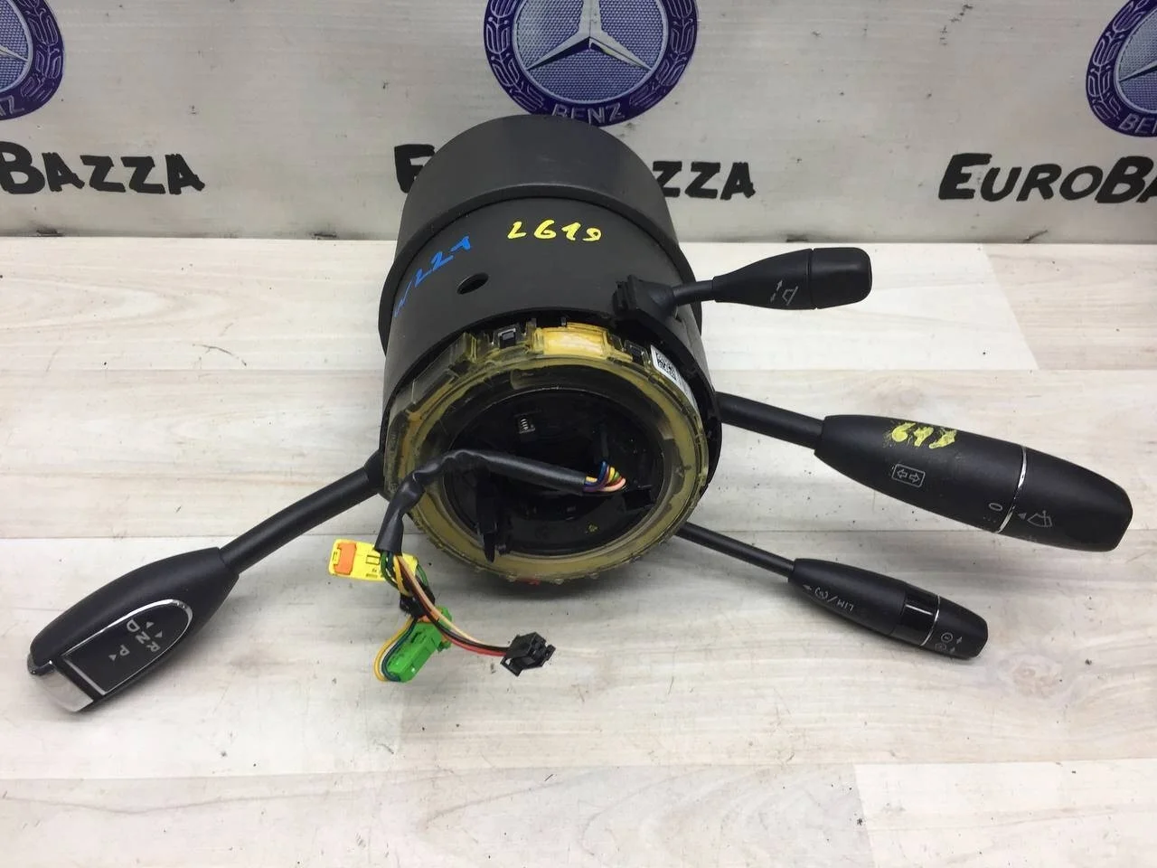 Подрулевой переключатель Mercedes W221