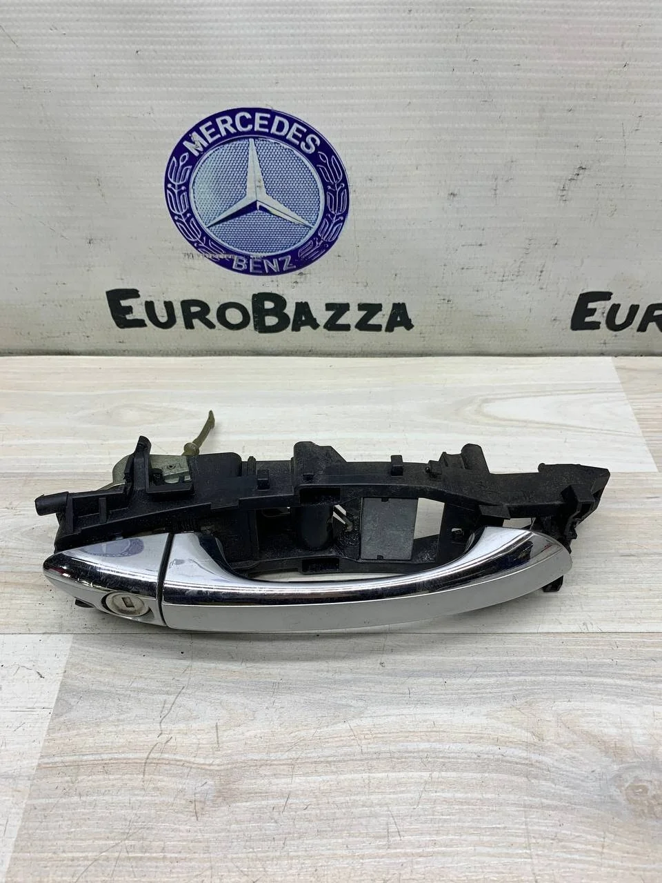 Ручка двери передней правой Mercedes W219