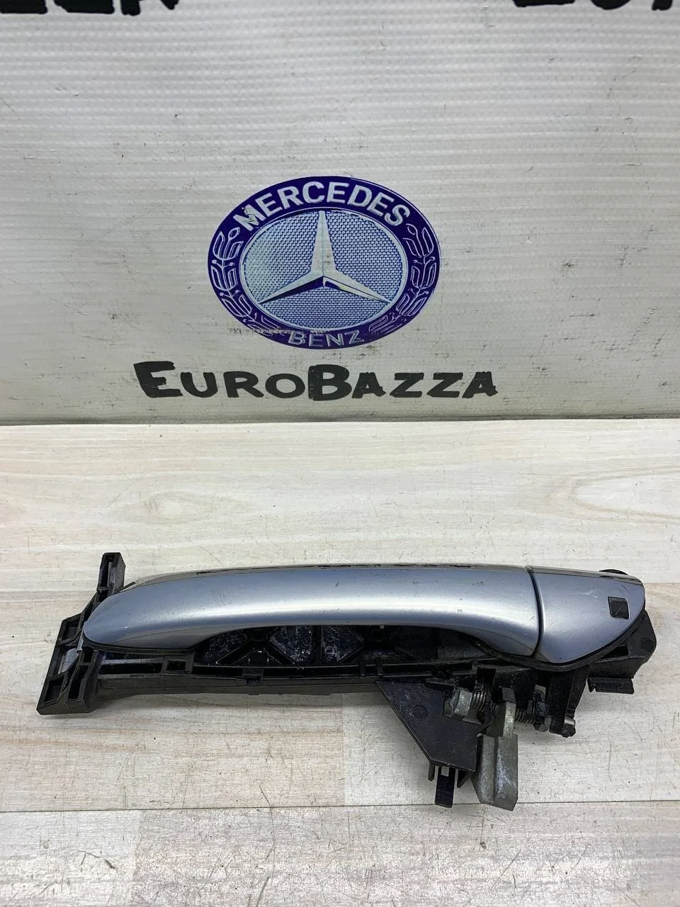 Ручка двери передняя левая Mercedes W220