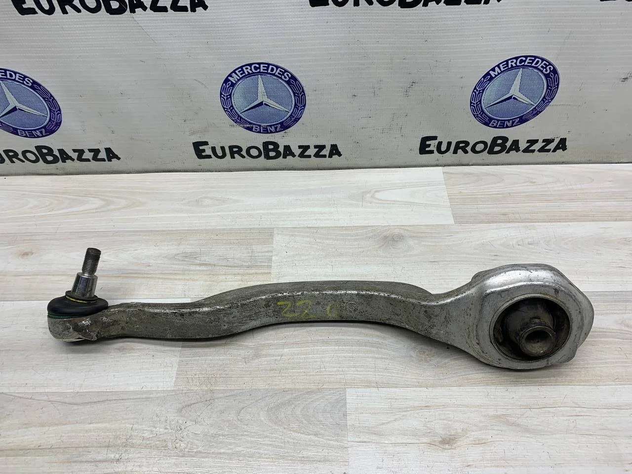 Рычаг передний нижний правый Mercedes W221