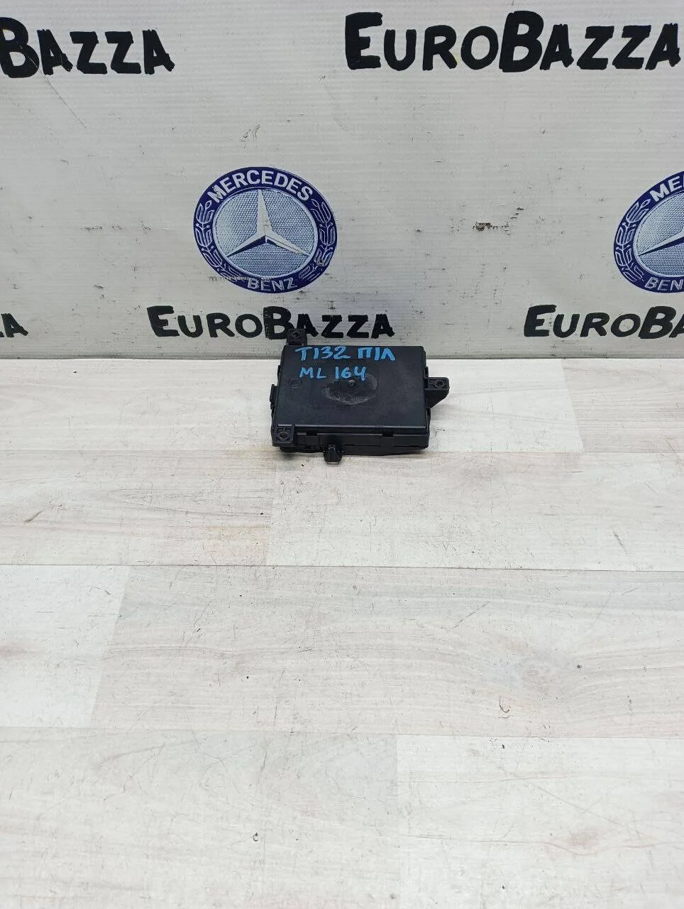 Блок управления передней левой двери Mercedes W164
