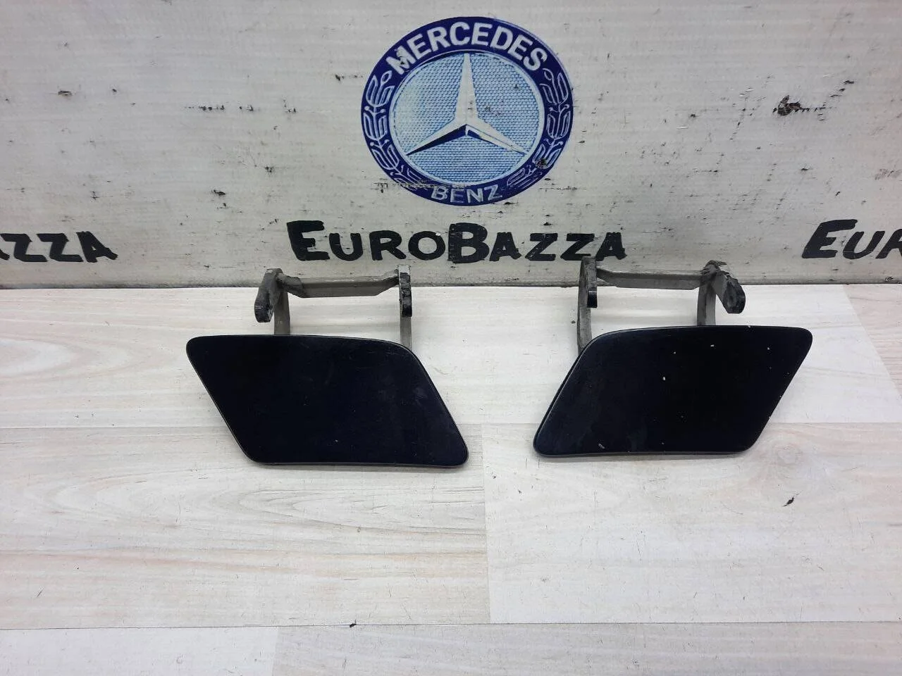 Крышка форсунки фароомывателя Mercedes W221