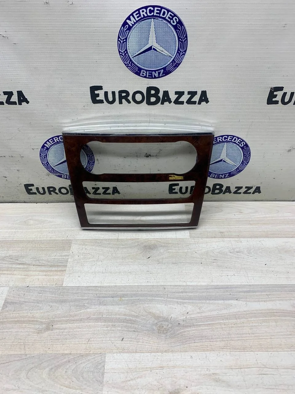 Накладка центральной консоли Mercedes X164