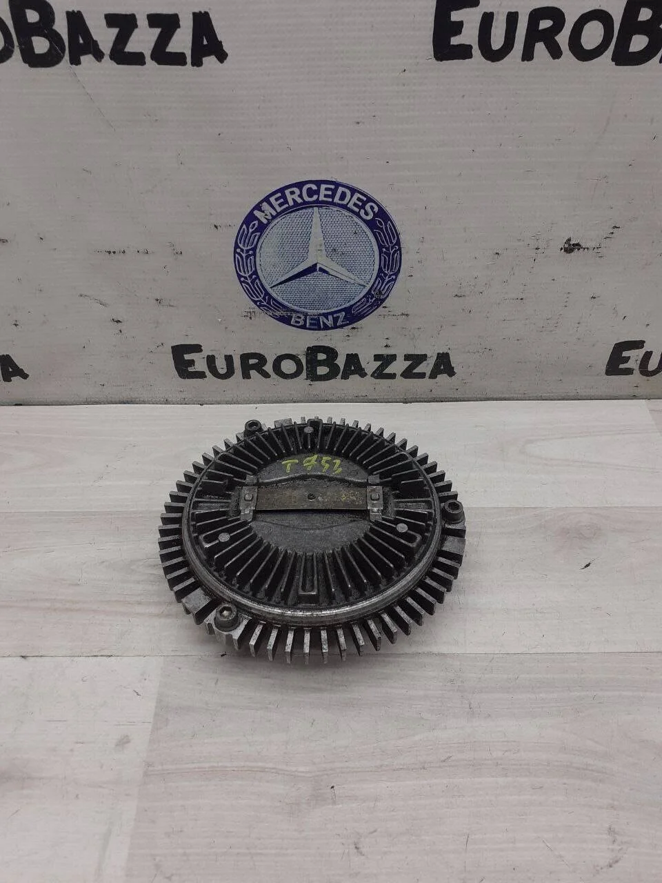 Вязкомуфта Mercedes W208