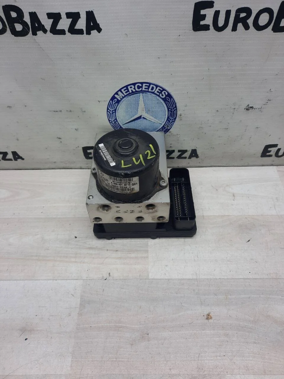 Блок ABS Mercedes R171