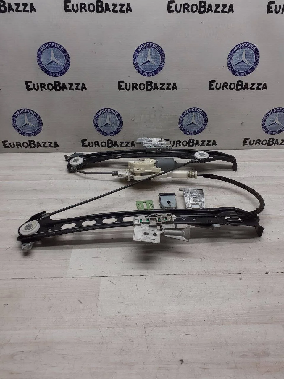 Стеклоподъемник задний правый Mercedes W219