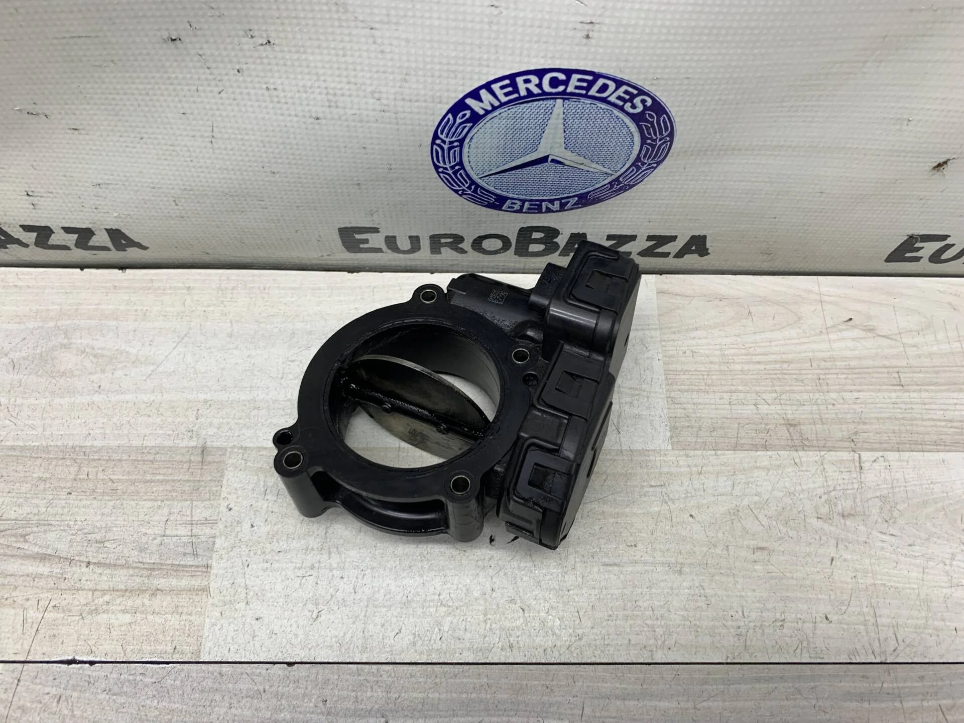 Дроссельная заслонка Mercedes Om651
