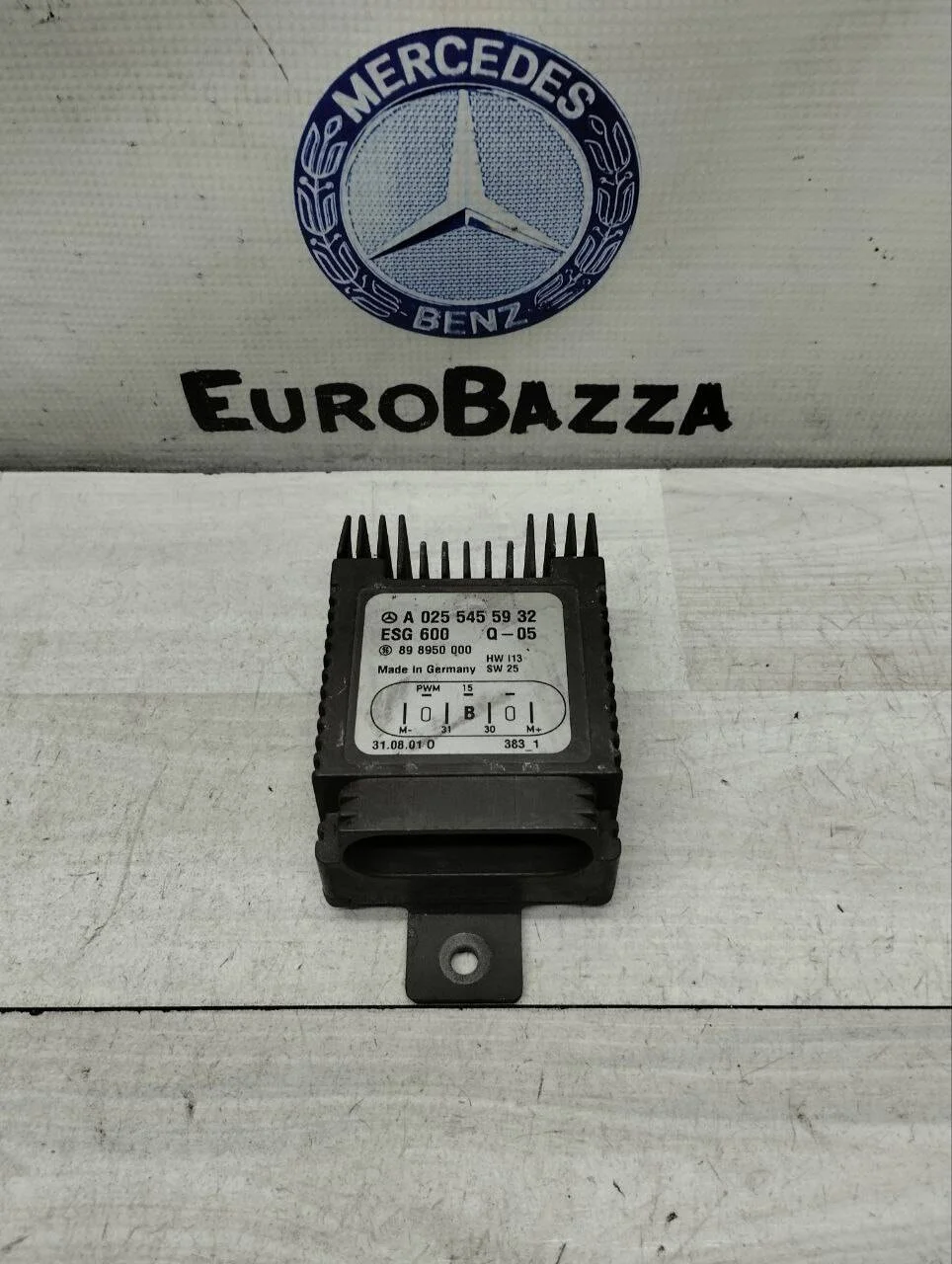 Реле вентилятора охлаждения Mercedes R170