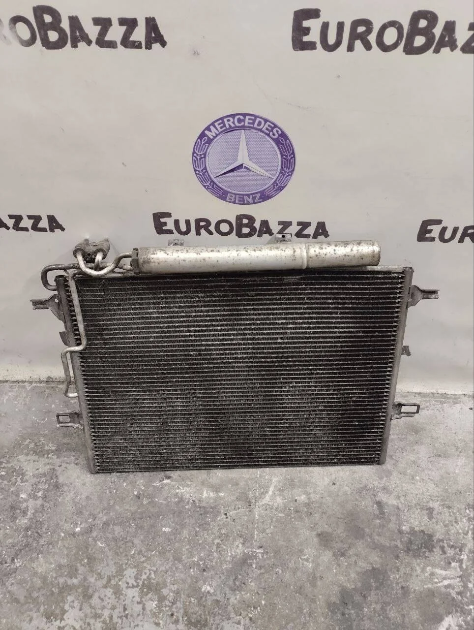 Радиатор кондиционера Mercedes W211