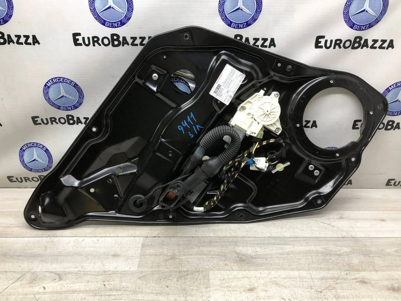 Стеклоподьемник задний левый Mercedes W164