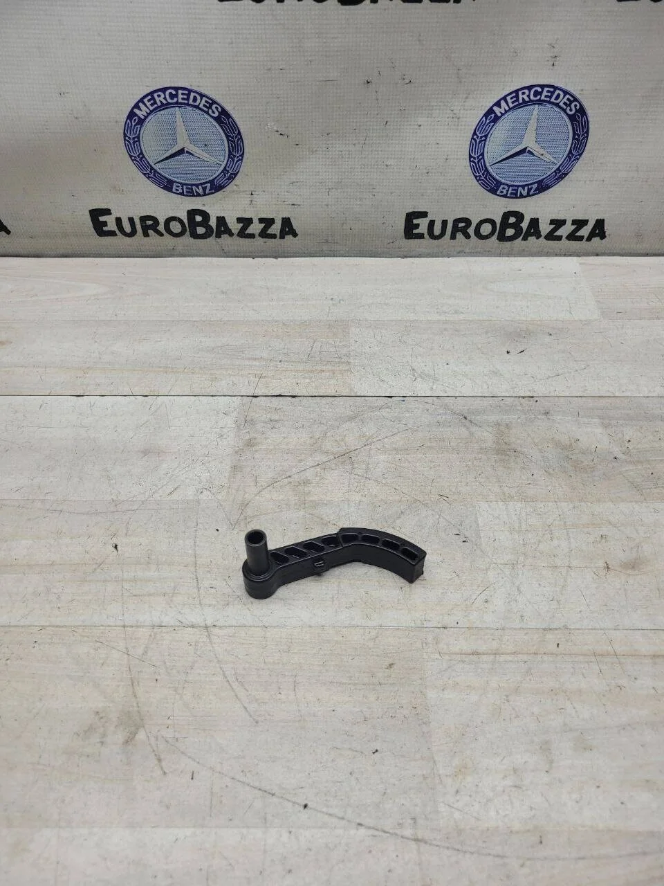 Ограничитель цепи масленого насоса Mercedes Om646