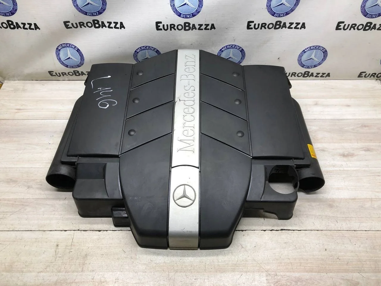 Крышка двигателя Mercedes М112