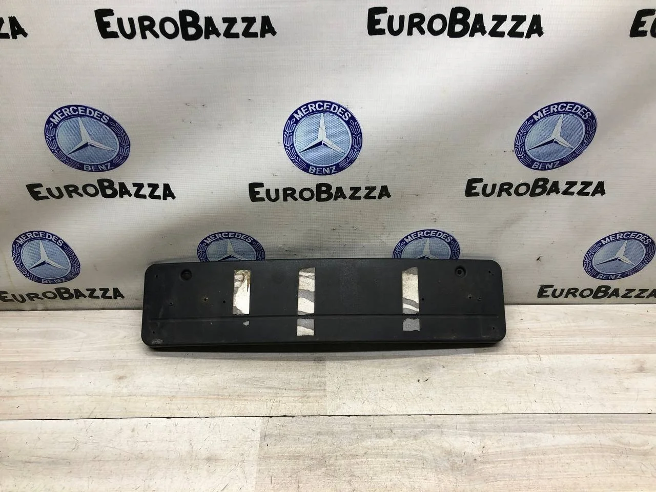Площадка под передний номер Mercedes W164