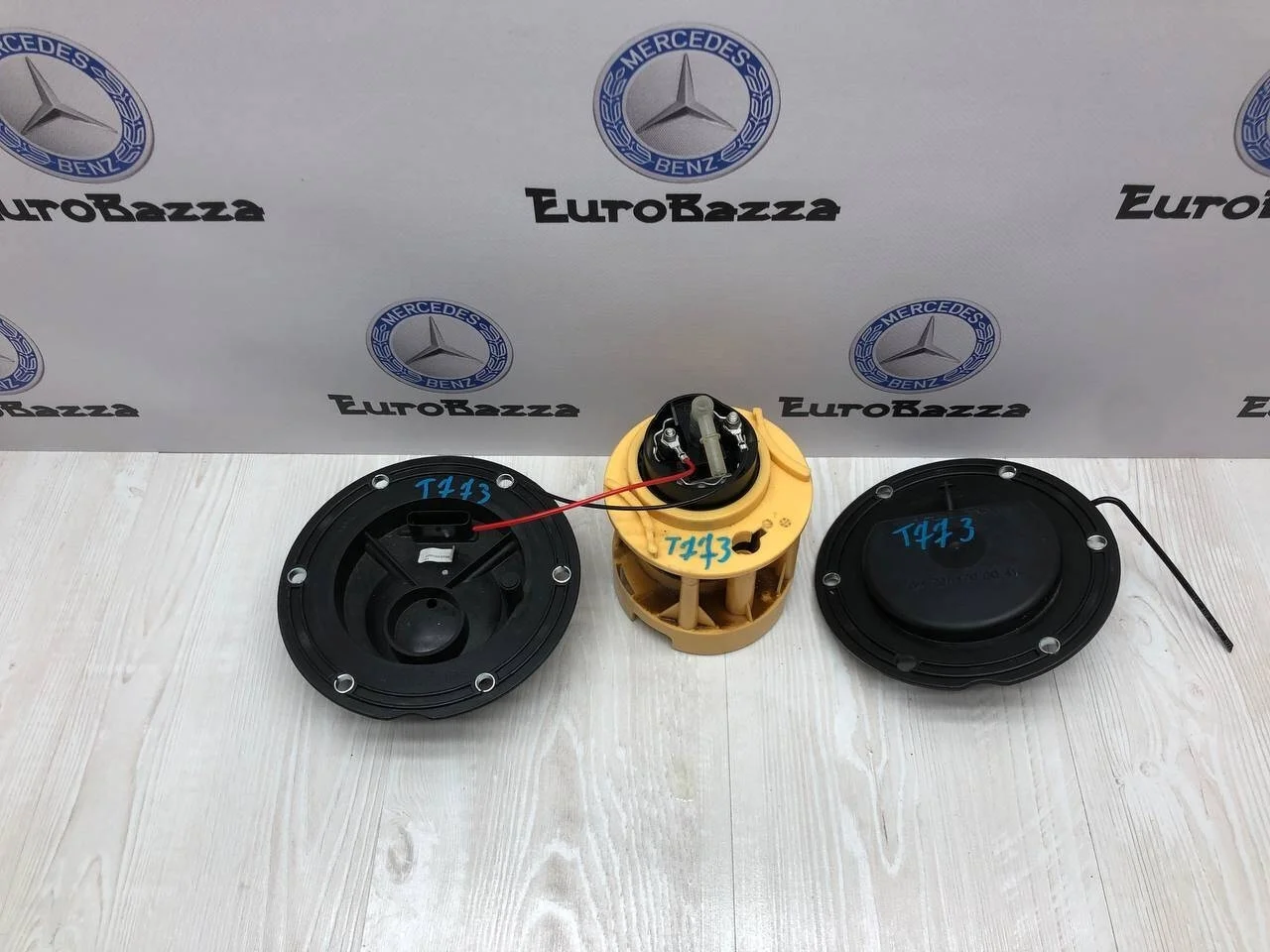 Топливный насос Mercedes W221