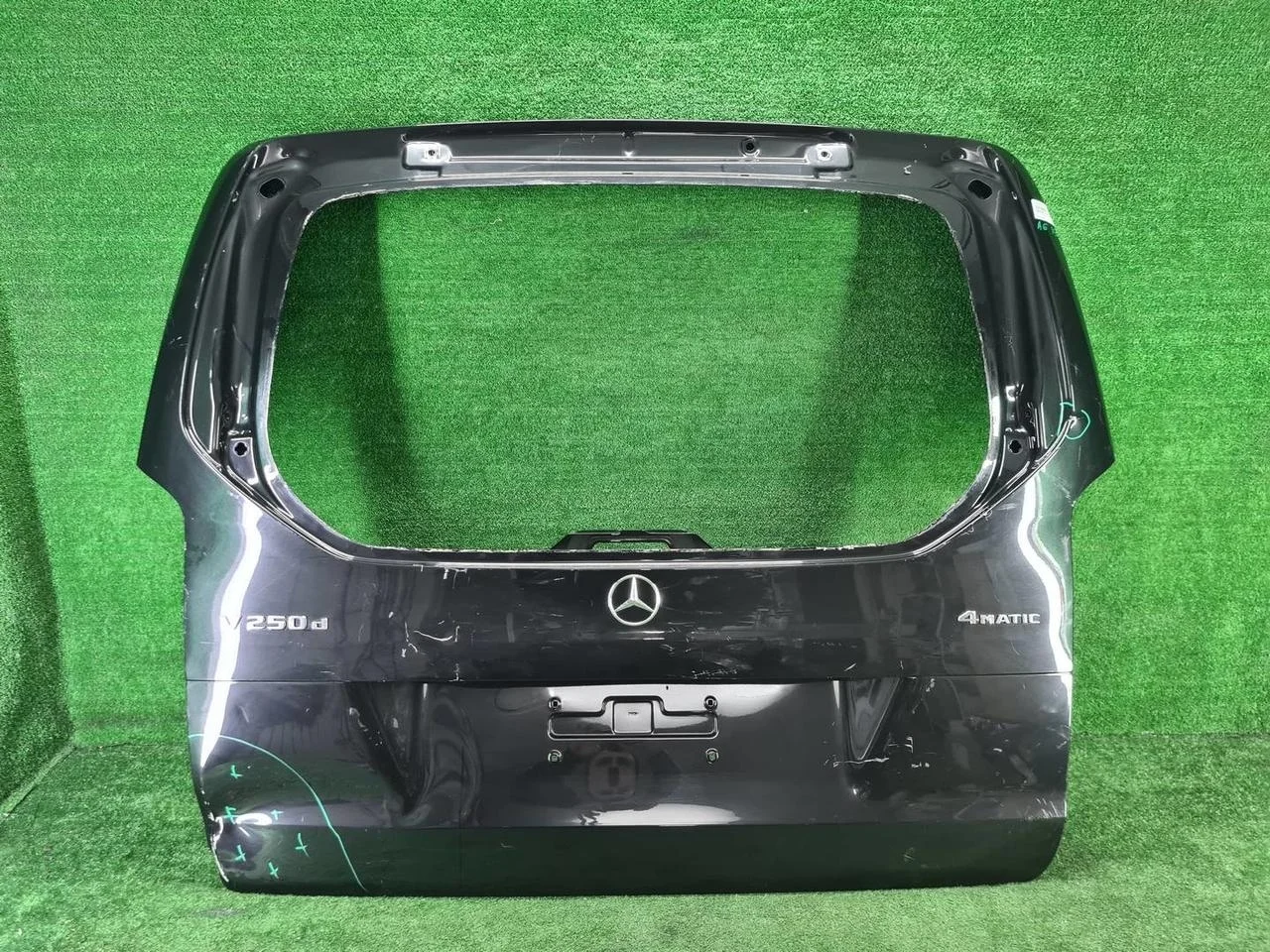 Крышка багажника Mercedes-Benz V W447 (2014-Н.В.)