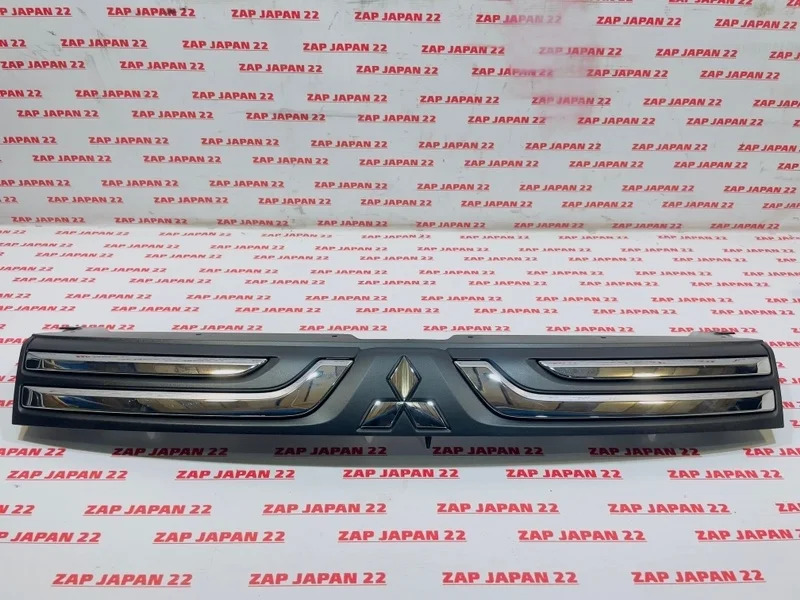 Решетка радиатора Mitsubishi Outlander GF