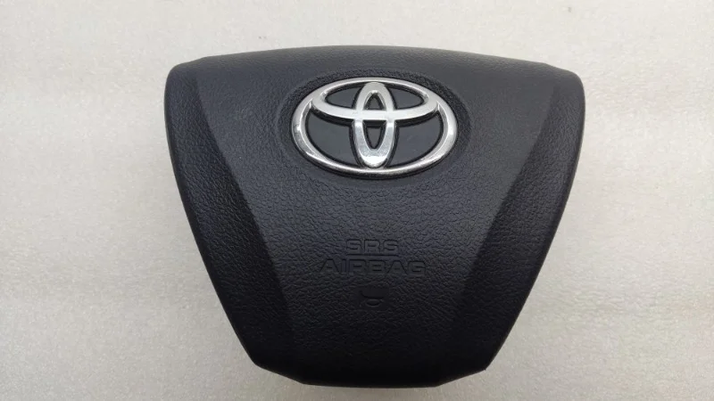 Подушка безопасности в руль Toyota Camry 2016 XV55