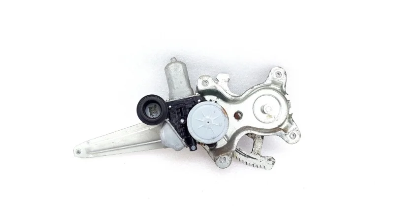 Стеклоподъемник Toyota Land Cruiser 2012 200