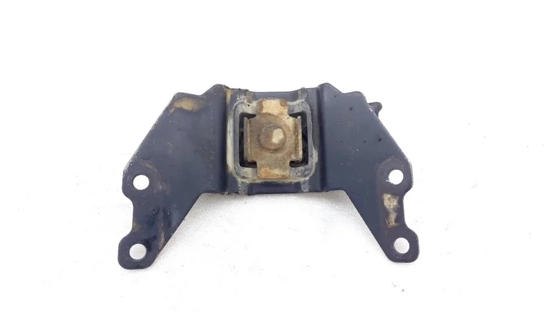 Опора кпп Toyota Land Cruiser 2012 200