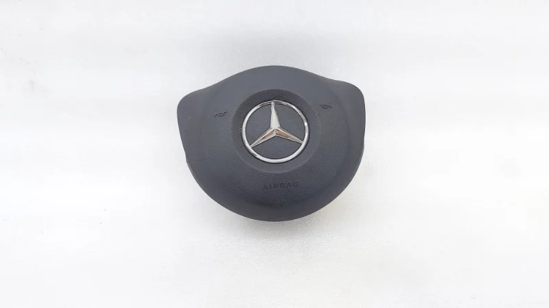 Подушка безопасности в руль Mercedes-Benz E220d 2018 W213