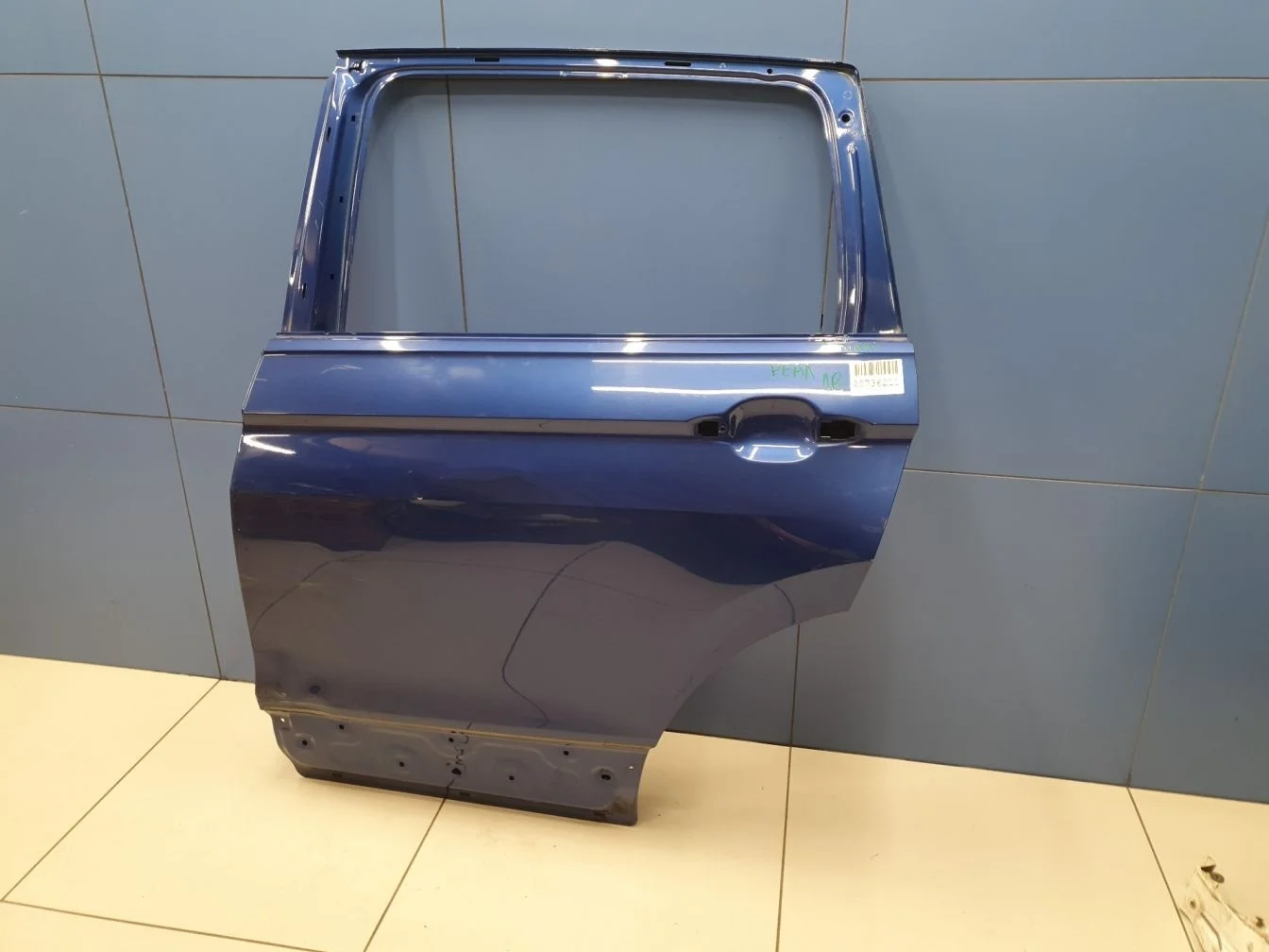Дверь левая задняя для Volkswagen Tiguan 2017-