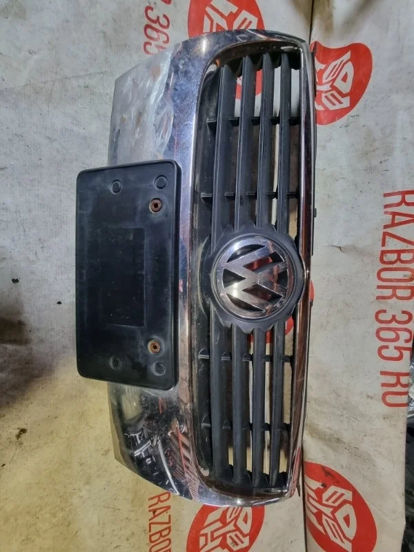 Решетка радиатора Volkswagen Passat B6 2007 3C5