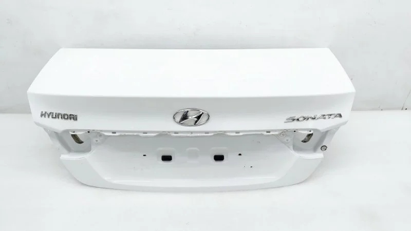 Крышка багажника Hyundai Sonata 2012 YF