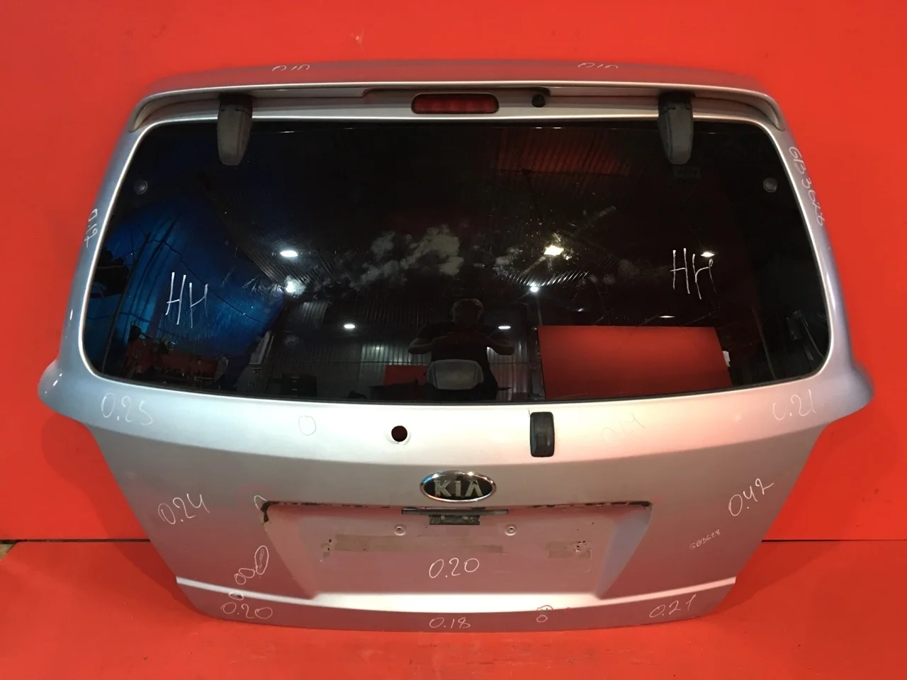 Дверь багажника Kia Sorento BL 2002-2009 SUV