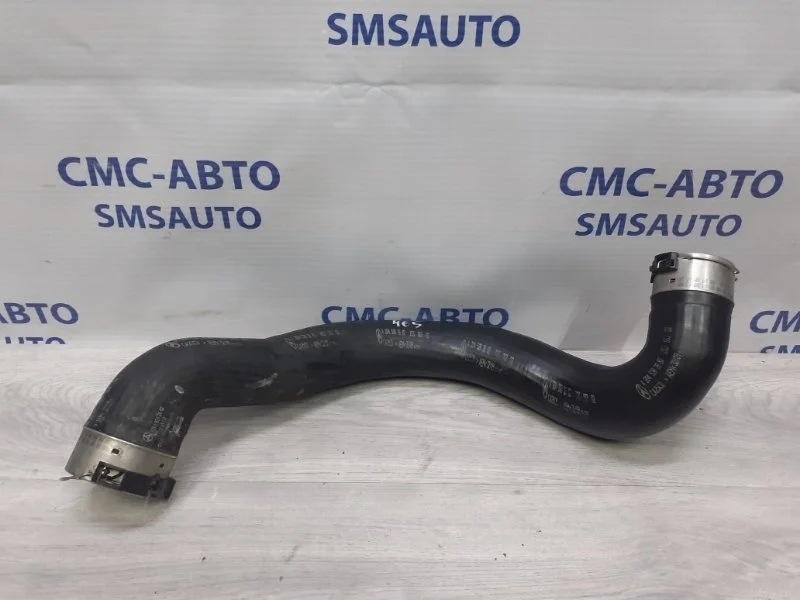Патрубок интеркулера Mercedes-Benz E-Class A2045282682 C207 1.8Т, правый