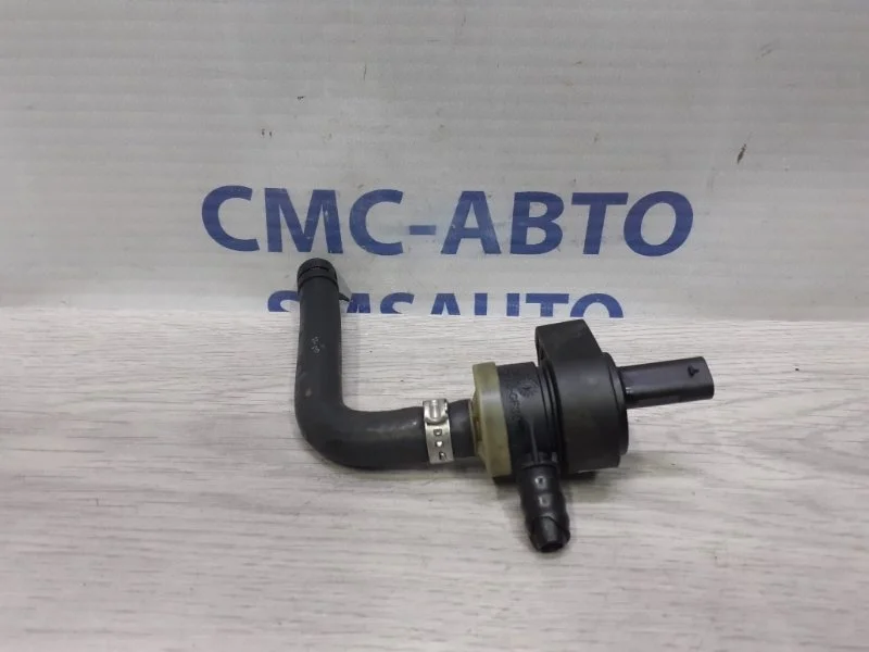 Клапан вентиляции Mercedes-Benz C-Class A2740182201 W205 2.0
