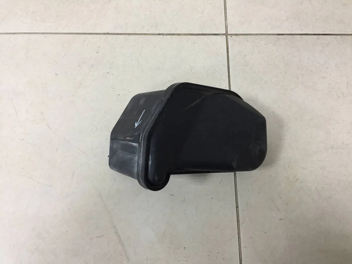 Резонатор воздушного фильтра Nissan Almera N16 2000-2006