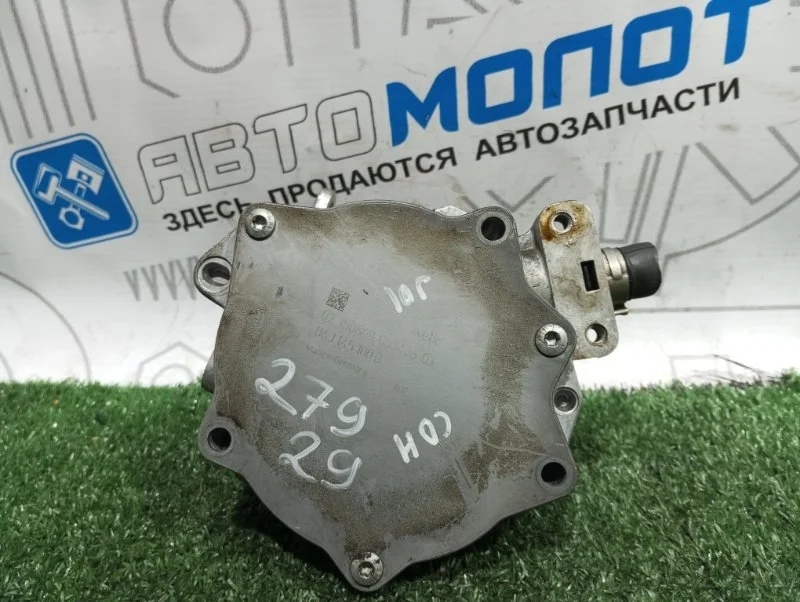 Насос вакуумный Audi A4 B8 CDH