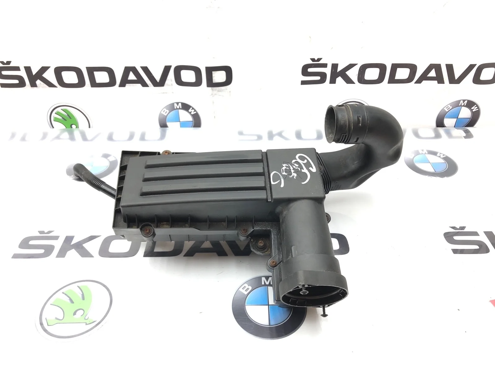 Корпус воздушного фильтра Skoda Octavia Scout 2011 1K0129607AG A5 (1Z) 1.8 CDAB