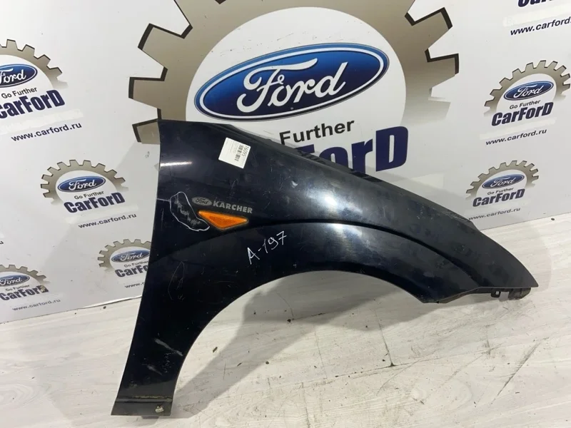 Крыло переднее правое Ford Focus 1 (98-05) СЕДАН