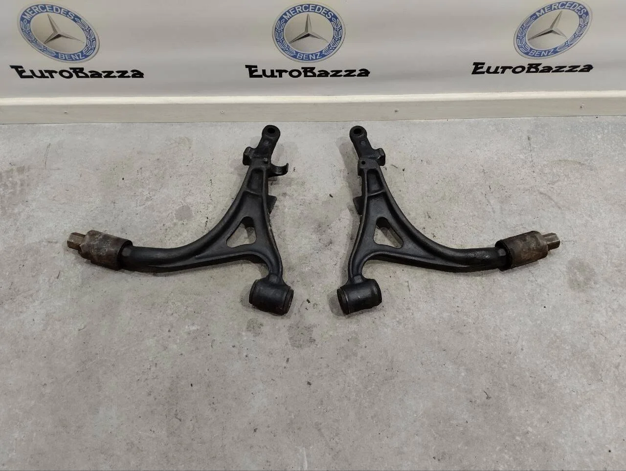 Передний нижний рычаг Mercedes W163