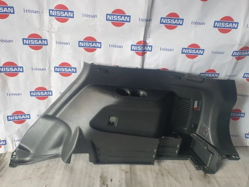 Обшивка багажника Nissan X Trail 2015 849504CM0A T32 R9M, задняя правая
