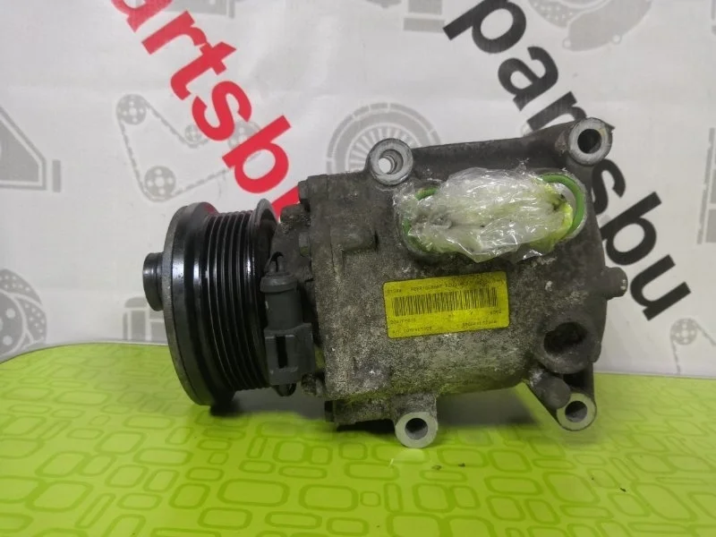 Компрессор кондиционера FORD FUSION