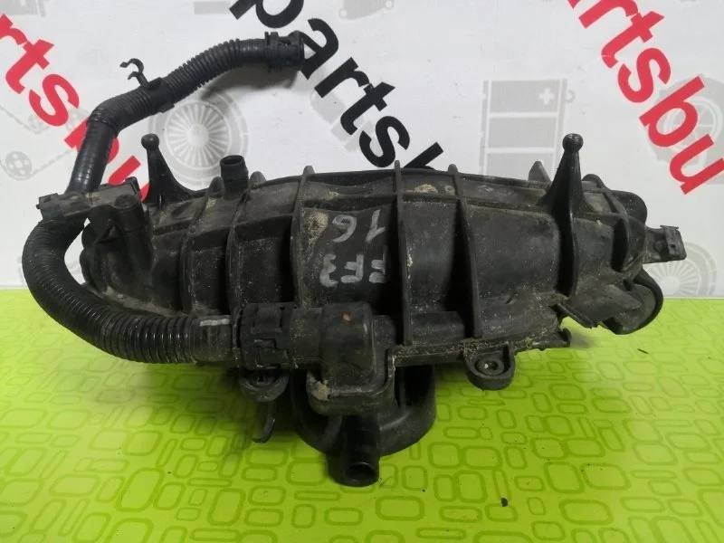 Коллектор впускной FORD FOCUS 3