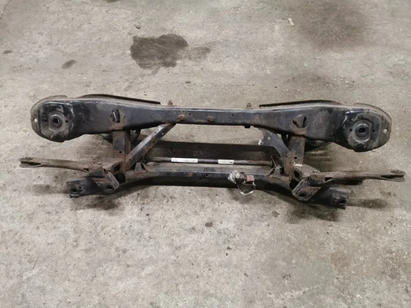 Балка задняя FORD FOCUS 3