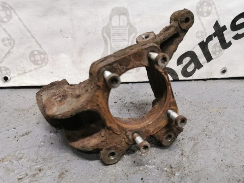 Кулак FORD MONDEO 3