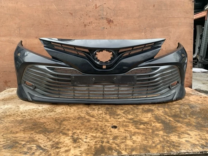 Бампер Toyota Camry 2018-2023 70