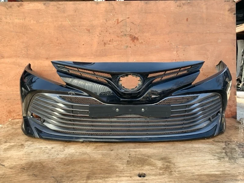 Бампер Toyota Camry 2018-2023 70