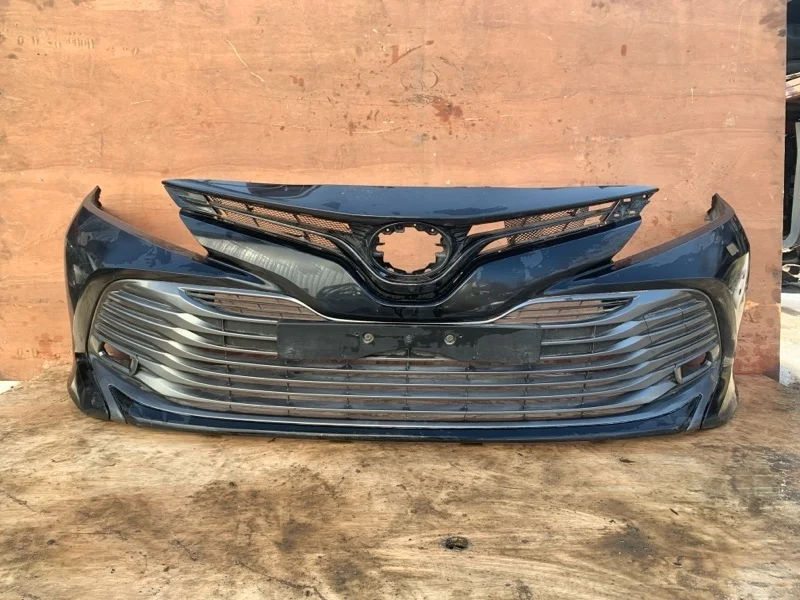 Бампер Toyota Camry 2018-2023 70