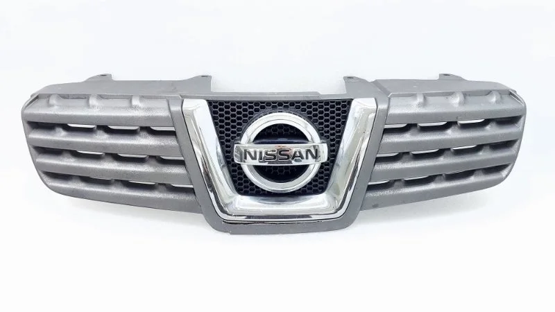 Решетка радиатора Nissan Qashqai 2008 J10